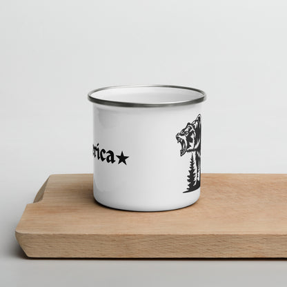 Enamel Mug "Grizzly family in the Wild"