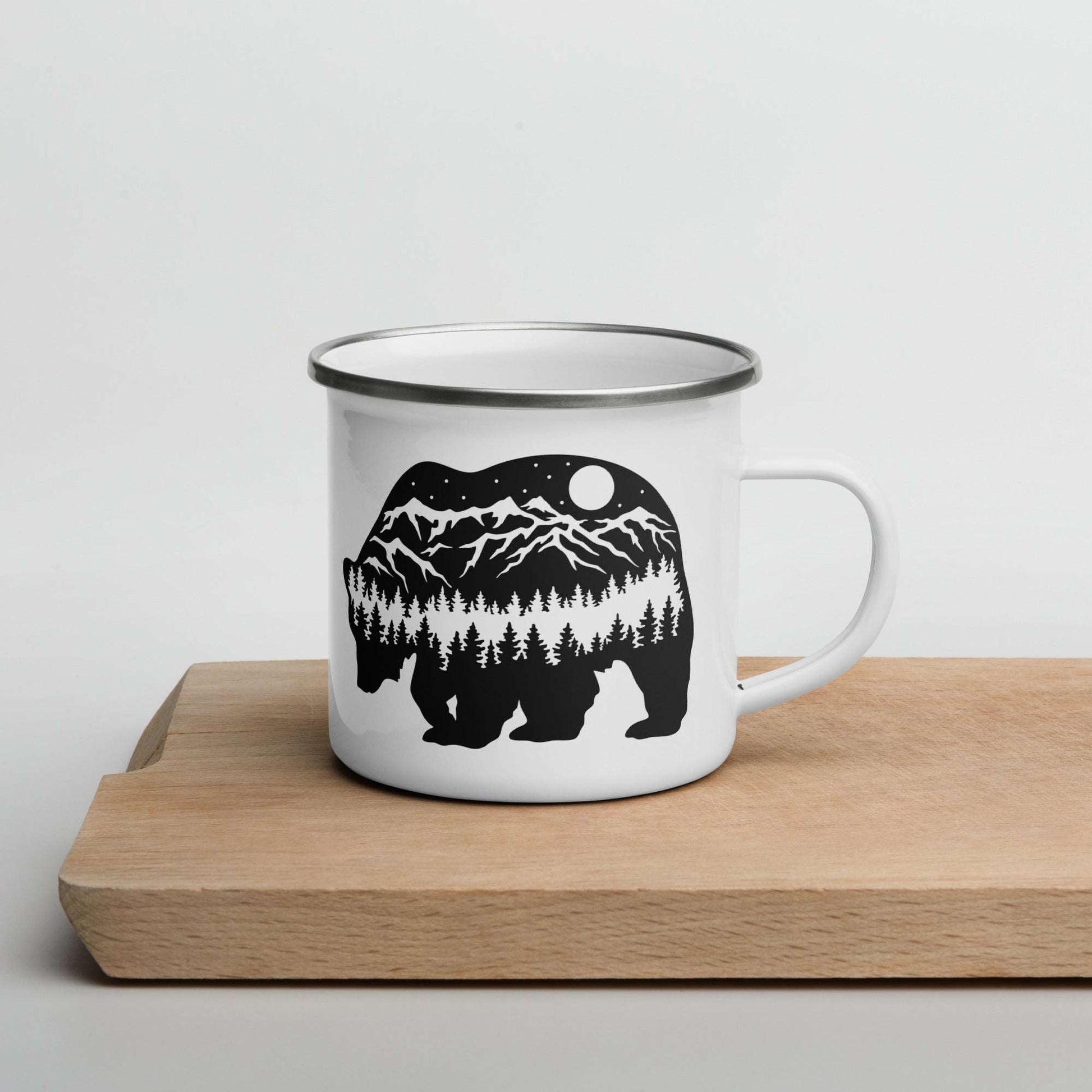 Enamel Mug "Wild Grizzly"